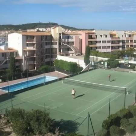 Charming Seaside Apartment Agde